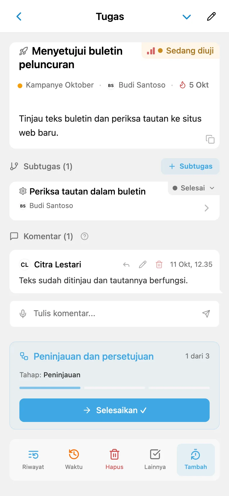 Tugas pada tahap peninjauan dengan tombol untuk meneruskan ke tahap berikutnya