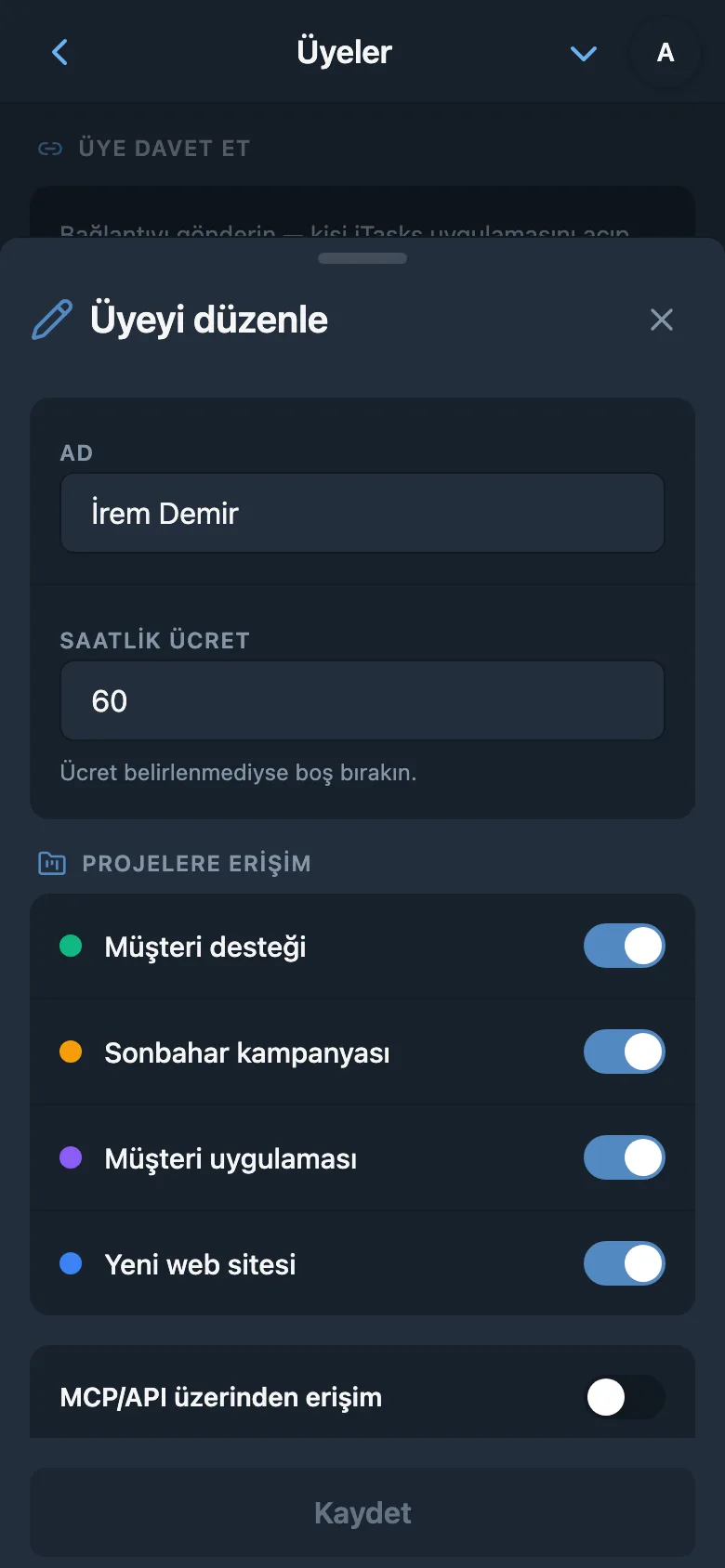 Ekip üyesinin saatlik ücreti